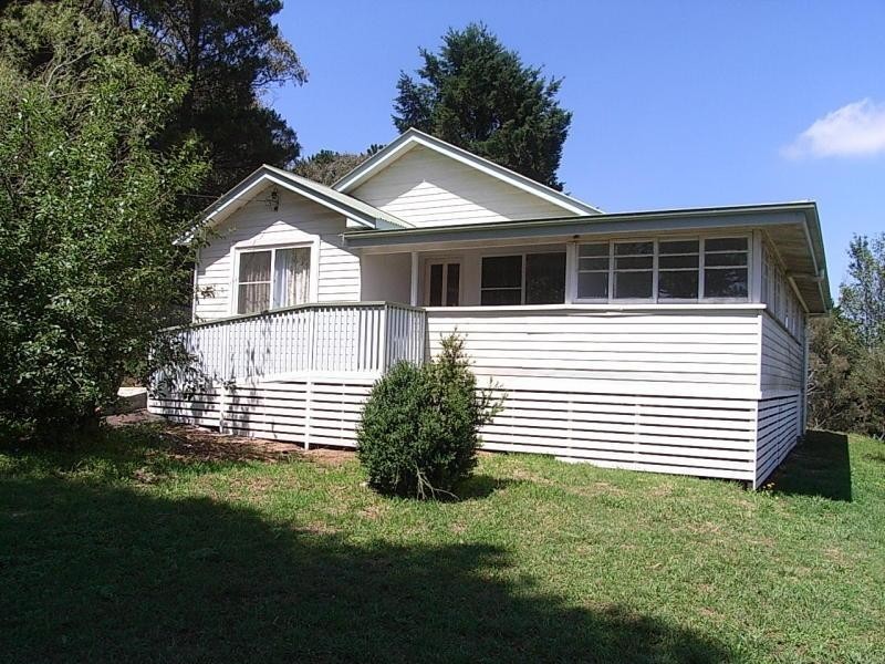 779 Barry Road, Hanging Rock NSW 2340