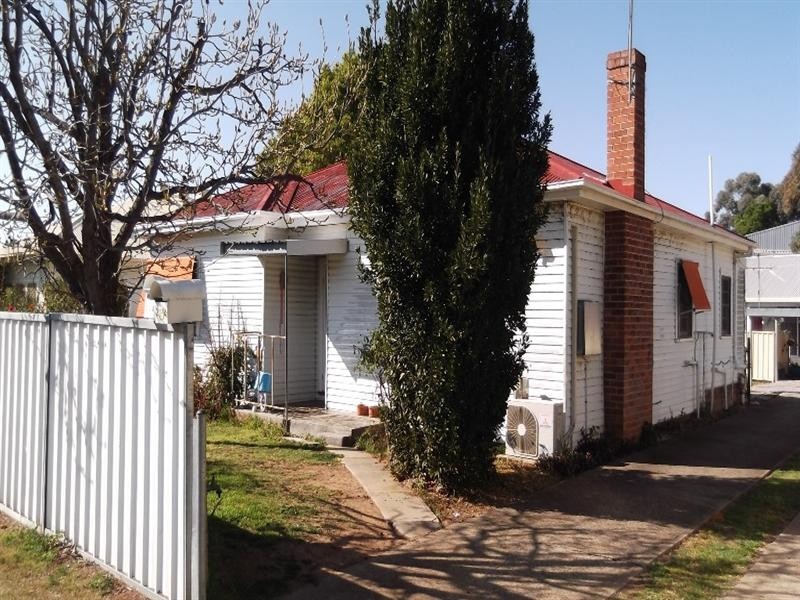 1 and 2/4 Alice Street, Tamworth NSW 2340