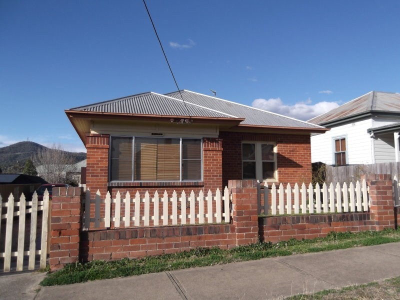 68 Church Street, Tamworth NSW 2340