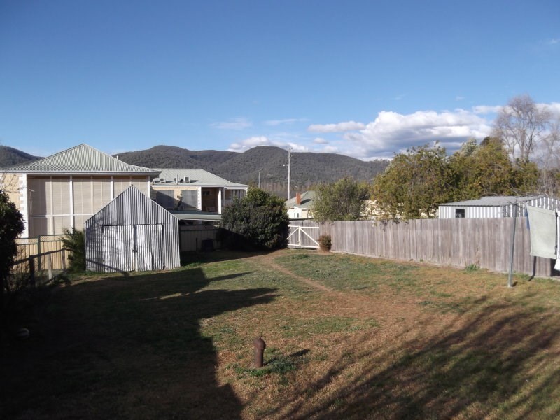 68 Church Street, Tamworth NSW 2340