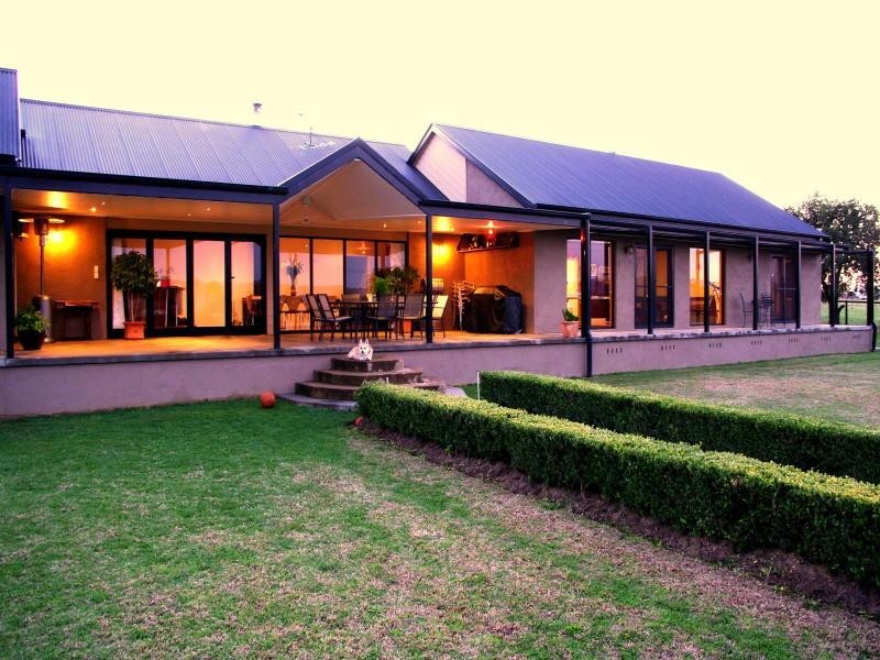 236 Gunnedah Road, Tamworth NSW 2340