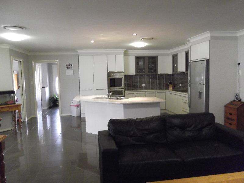 72 Grant Street, Tamworth NSW 2340