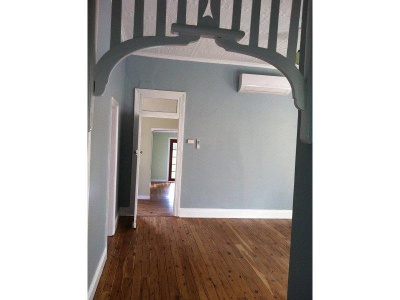 25 Upper Street, Tamworth NSW 2340