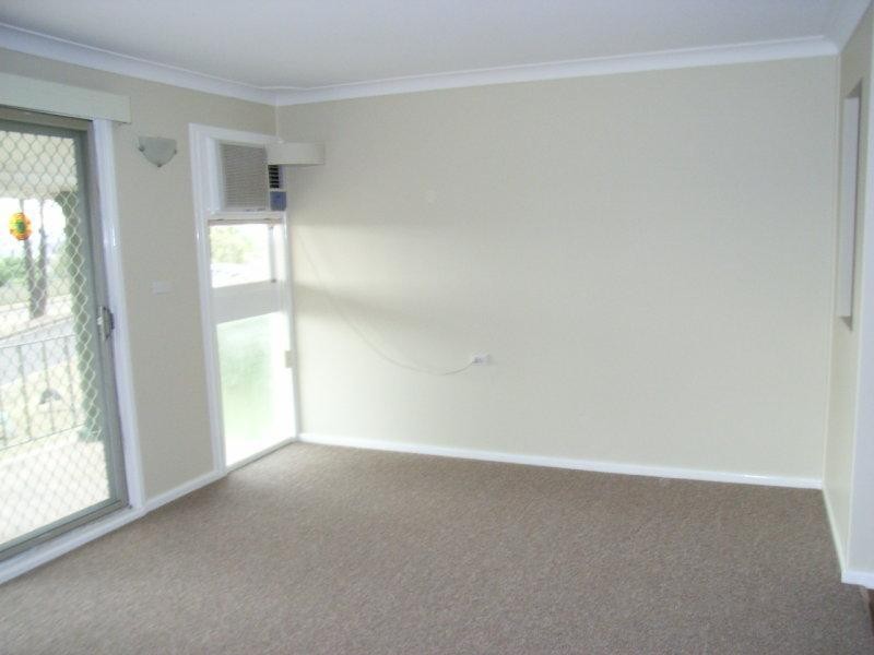 10 Fraser Crescent, Tamworth NSW 2340