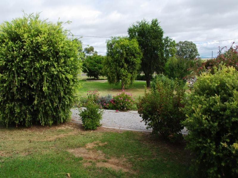 13A Warwick Road, Tamworth NSW 2340