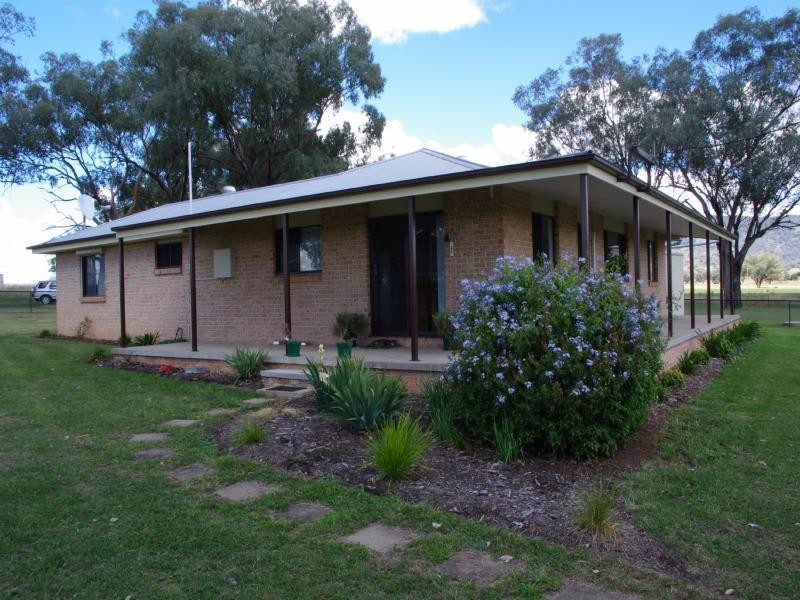 2052 Gowrie Road, Tamworth NSW 2340