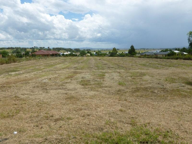 3 Barakula Drive, Tamworth NSW 2340