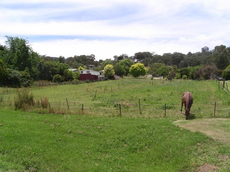 26 – 28 Jenkins Street, Nundle NSW 2340