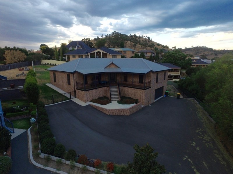 15 Ventnor Drive, Tamworth NSW 2340