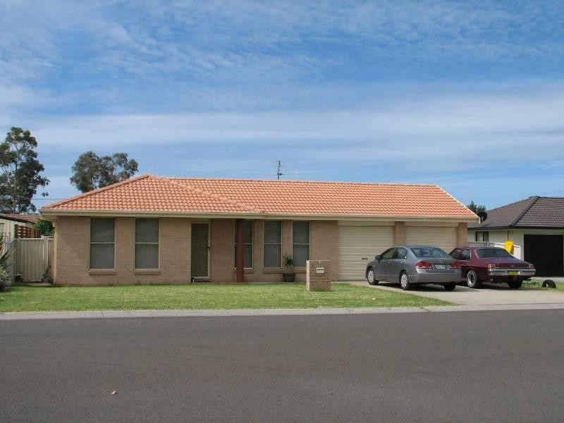 15 Banks Street, Tamworth NSW 2340