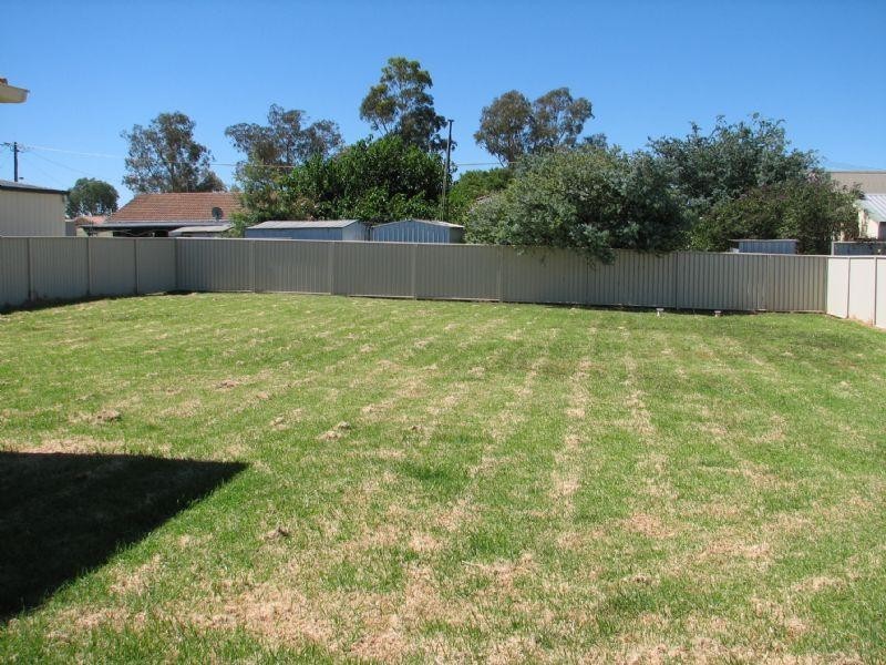 15 Banks Street, Tamworth NSW 2340