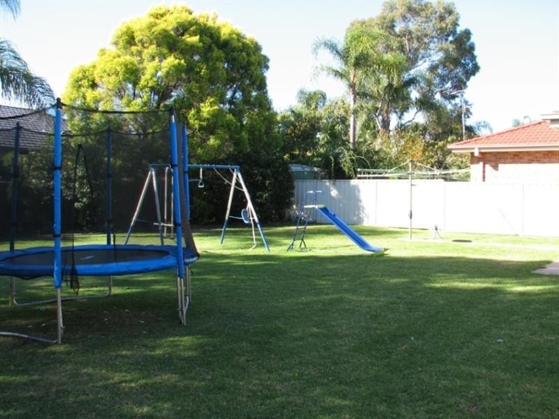 15 Wahroonga Drive, Tamworth NSW 2340