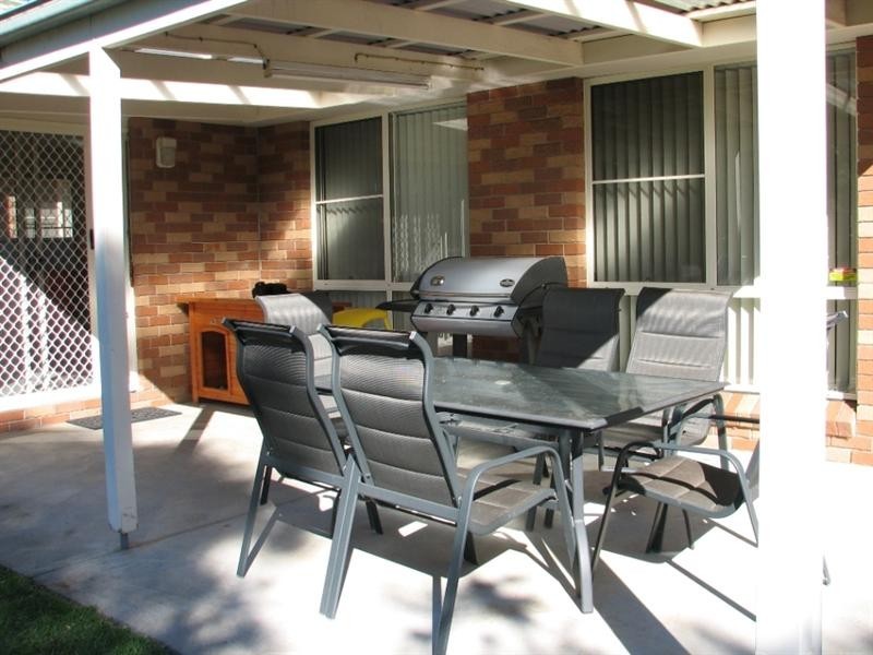 15 Wahroonga Drive, Tamworth NSW 2340