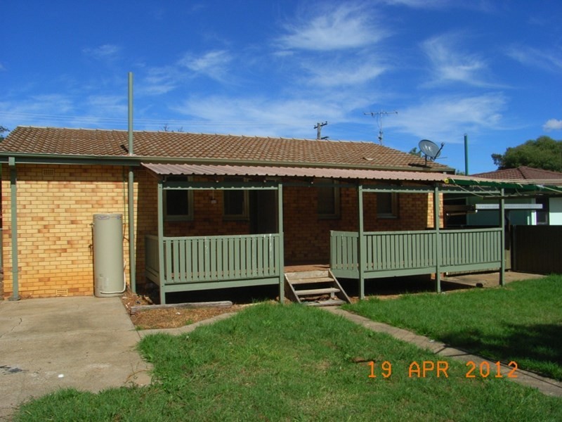 15 Bourne Street, Tamworth NSW 2340