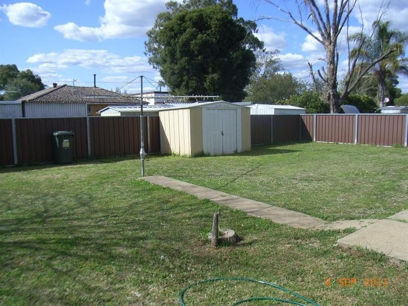 9 Kenny Drive, Tamworth NSW 2340