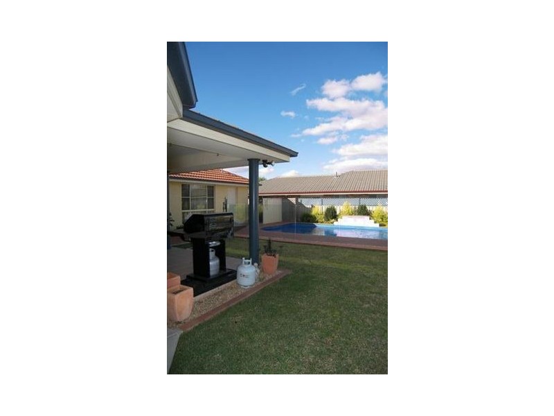29 The Retreat, Tamworth NSW 2340