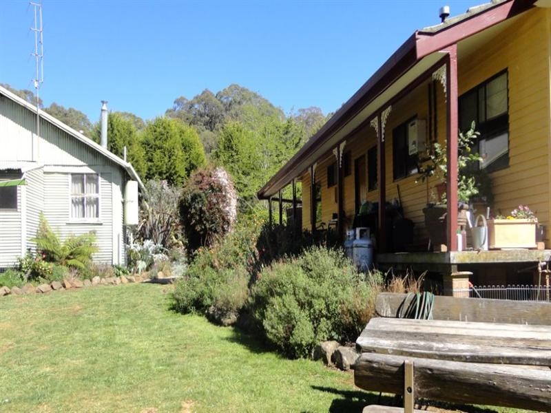 1969 Barry Road, Hanging Rock NSW 2340