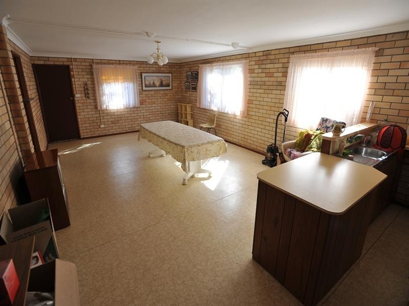 96 White Street, Tamworth NSW 2340