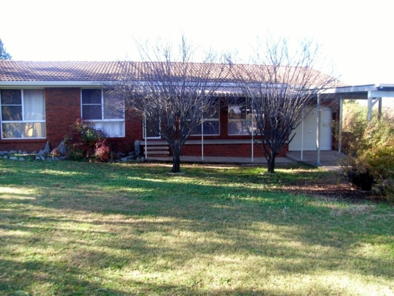 37 Susan Street, Kootingal NSW 2352