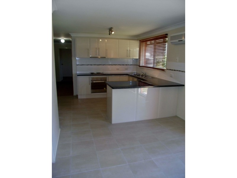 37 Susan Street, Kootingal NSW 2352