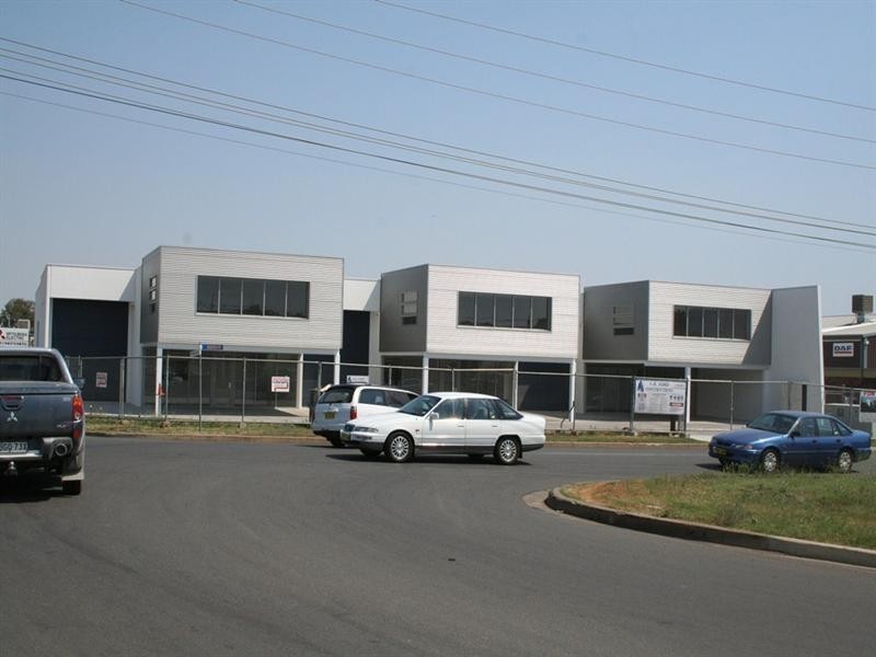 Cnr Barnes and Showground Road, Tamworth NSW 2340