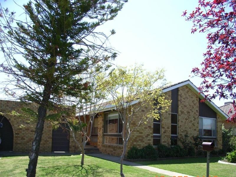 3 Dandaloo Street, Tamworth NSW 2340