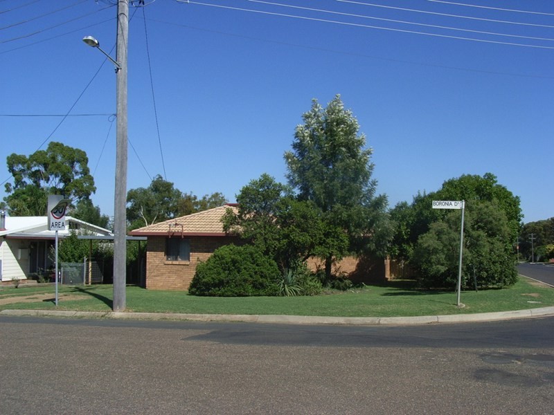 1 Boronia Drive, Tamworth NSW 2340