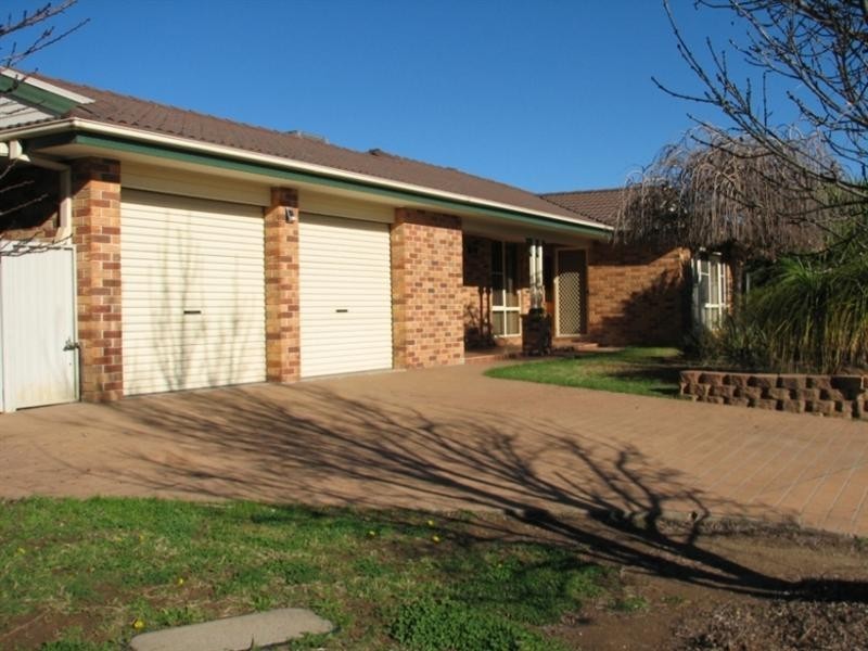 41 Dibar Drive, Tamworth NSW 2340