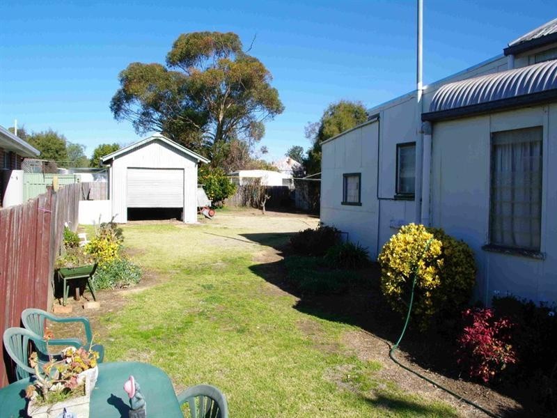 43 Strafford Street, Manilla NSW 2346