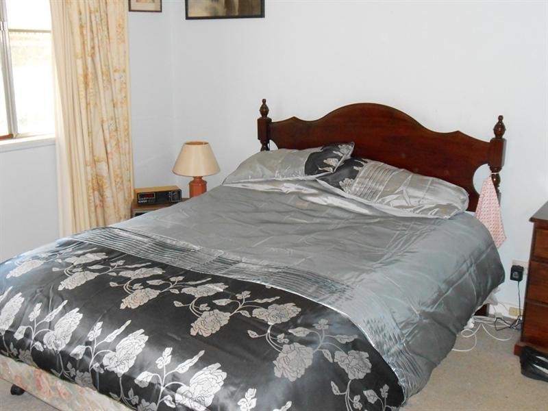 11 Churchill Street, Tamworth NSW 2340