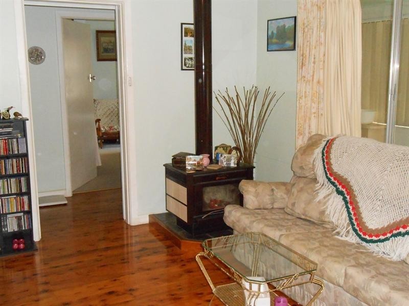 11 Churchill Street, Tamworth NSW 2340