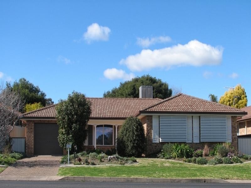 105 Garden Street, Tamworth NSW 2340