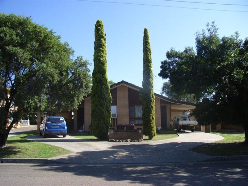 1/13 Burilla Street, Tamworth NSW 2340