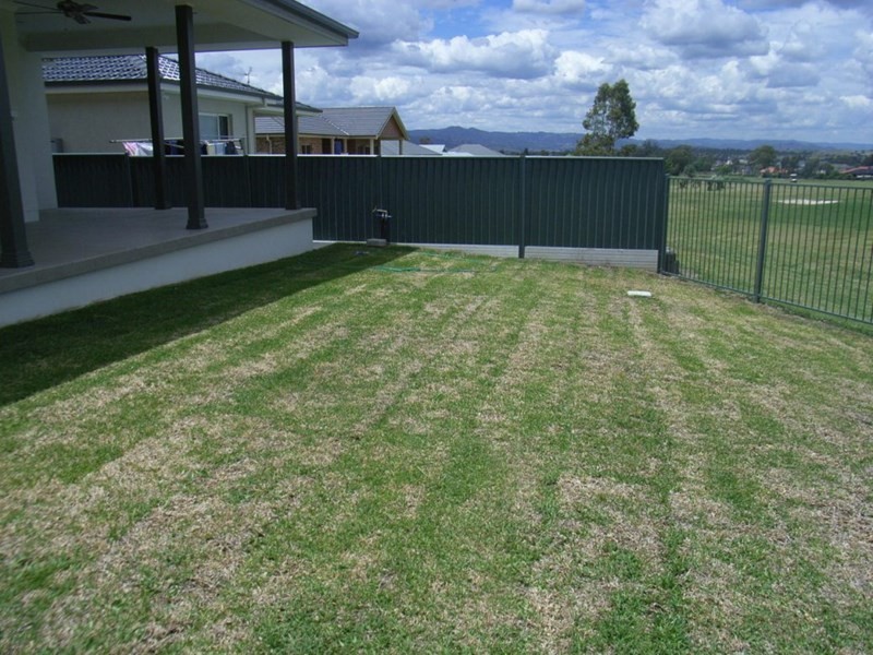 11 The Heights, Tamworth NSW 2340