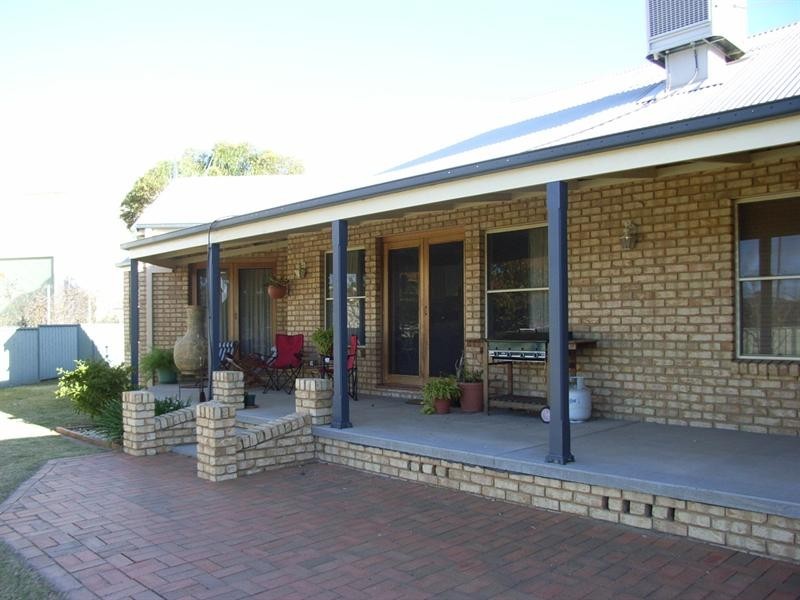 22 Cobb and Co Court, Tamworth NSW 2340