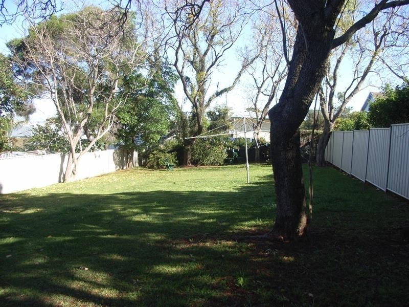 90 White Street, Tamworth NSW 2340