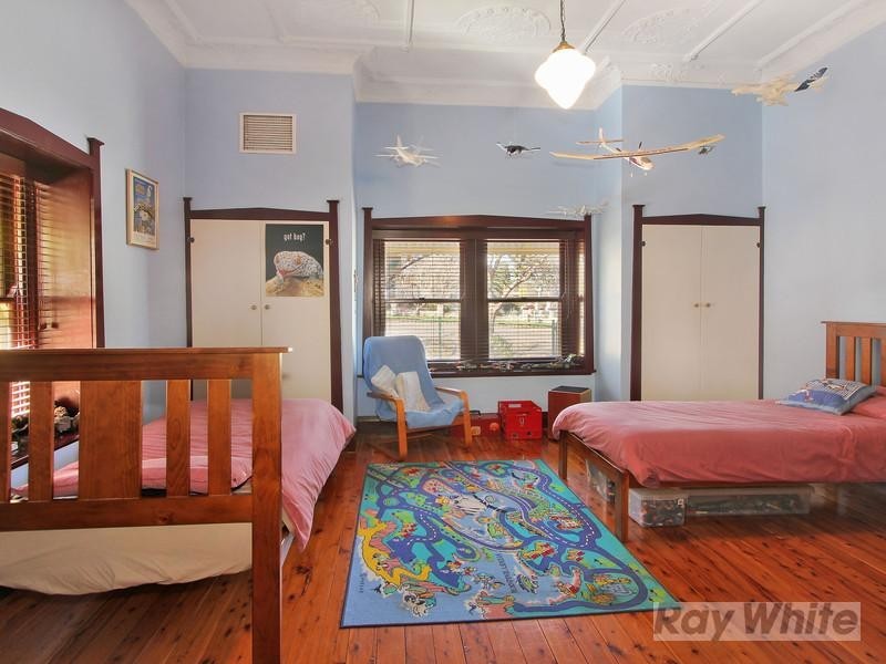 58 White Street, Tamworth NSW 2340