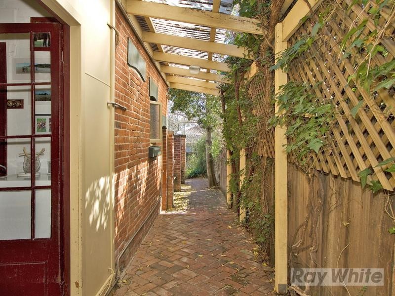 58 White Street, Tamworth NSW 2340