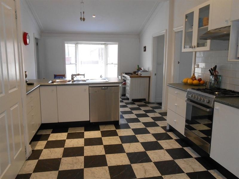 36 Phillip Street, Tamworth NSW 2340