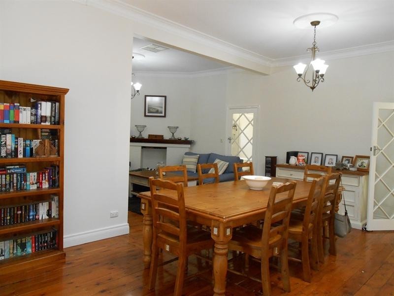 36 Phillip Street, Tamworth NSW 2340