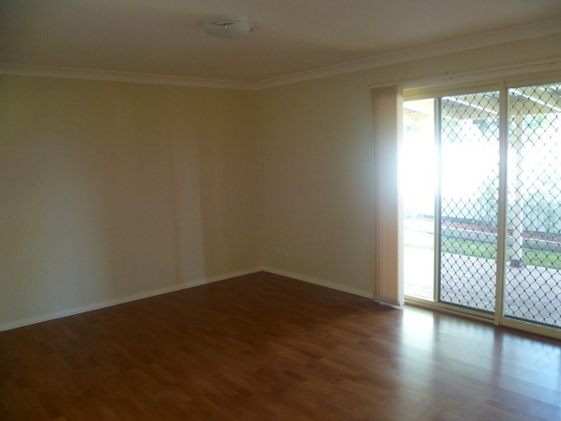 8 Glengarvin Drive, Tamworth NSW 2340