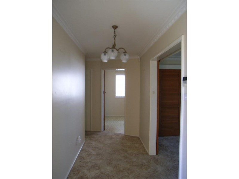 33 Minnamurra Crescent, Tamworth NSW 2340