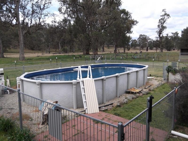 4 Duncan Street, Woolomin NSW 2340