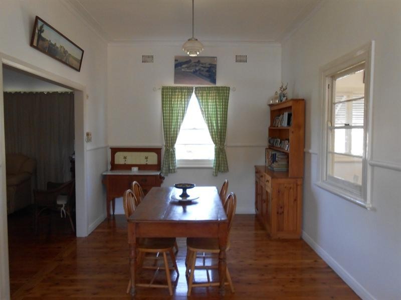 14 Russell Street, Tamworth NSW 2340