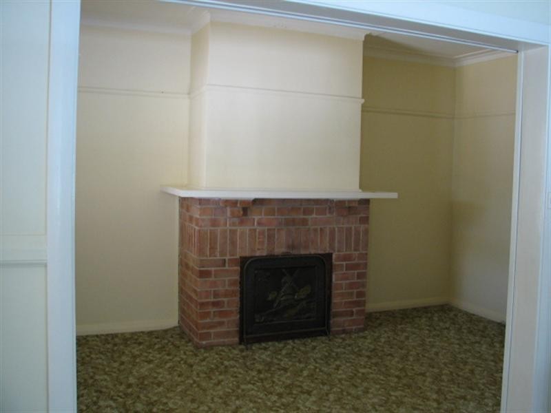 61 Phillip Street, Tamworth NSW 2340