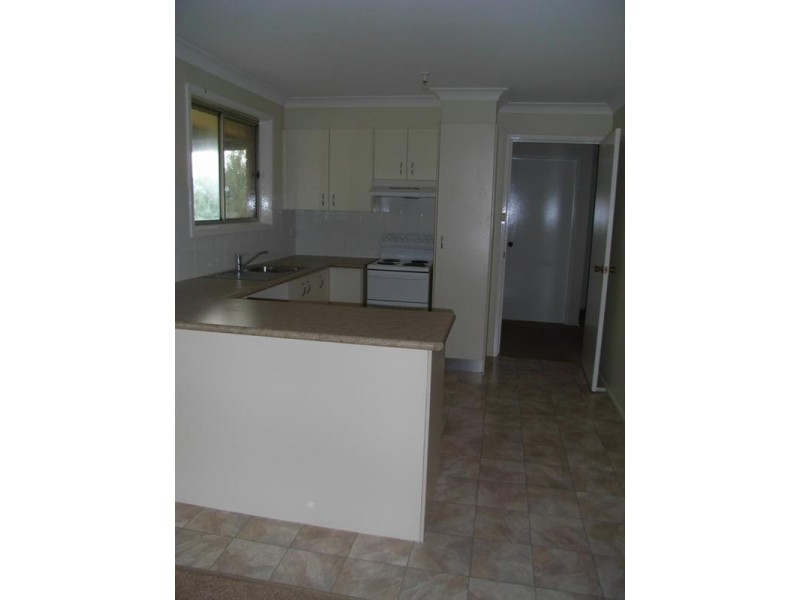 77 Harrier Parade, Tamworth NSW 2340