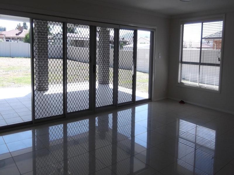 25 Kalinda Place, Tamworth NSW 2340