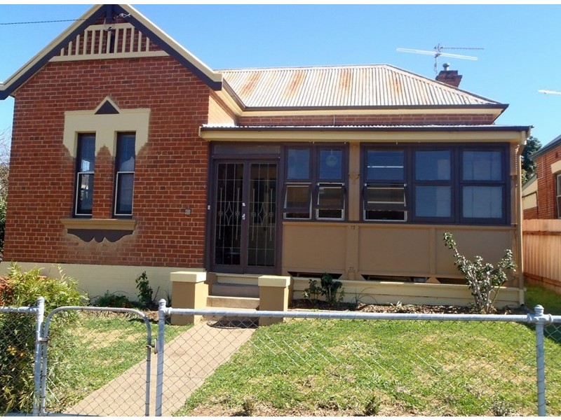 79 Church Street, Tamworth NSW 2340
