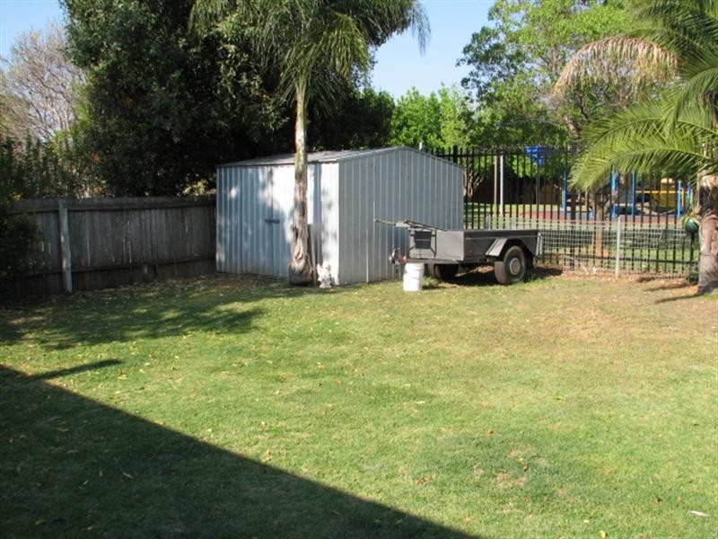 9 Waree Drive, Tamworth NSW 2340