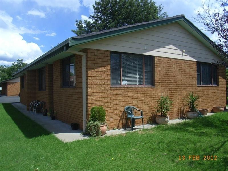 1/29 May Lane, Tamworth NSW 2340